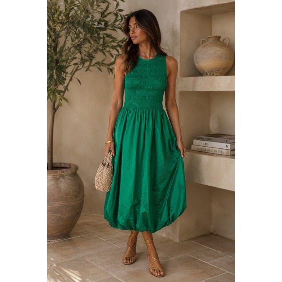 Madewell Dresses & Skirts - NWT Madewell Smocked Bodice Midi Dress Green Sleeveless Spring Wedding Guest